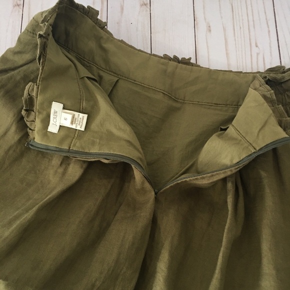 J. Crew Pleated Skirt Gathered Waist Olive Green Sz 6 Cotton Lined Short - Picture 8 of 9